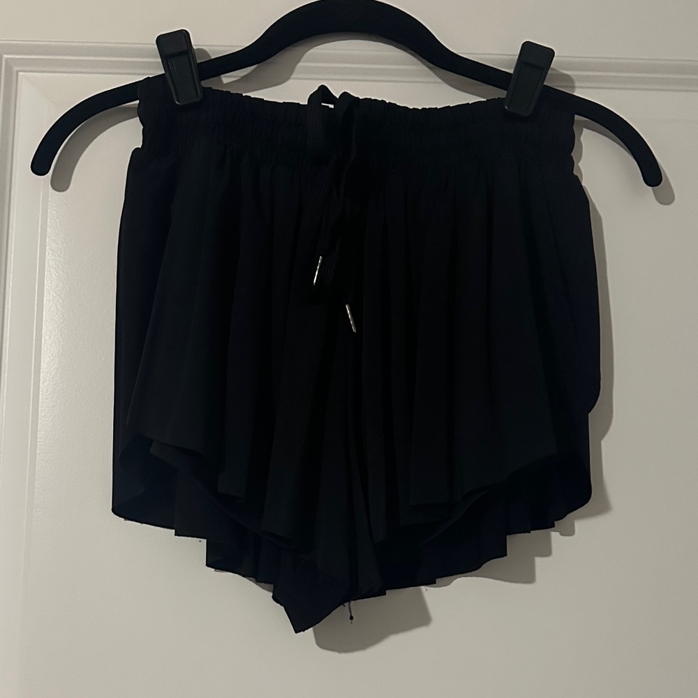 Gianni Bini Black Elastic Waist Shorts with GB Logo